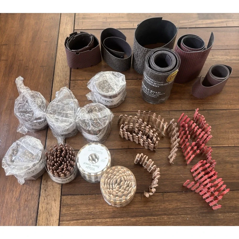 Dept 56 Village AccessoriesLot Snow Fence Pebble Brick Road Wood Picket NEW&USED